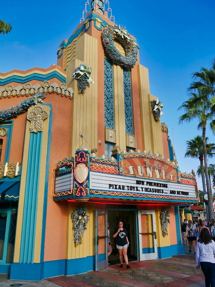 A Rockin' Guide to Hollywood Studios at Christmas + Tons of Pics - All ...